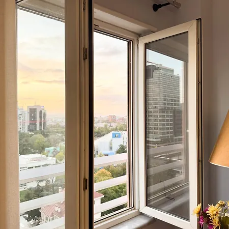 Διαμέρισμα Cozy Near The Pyramid, Center