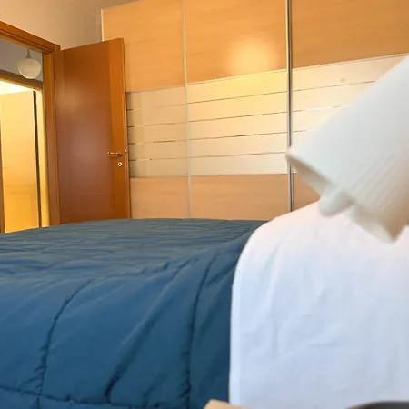 Cozy Near The Pyramid, Center * ティラナ