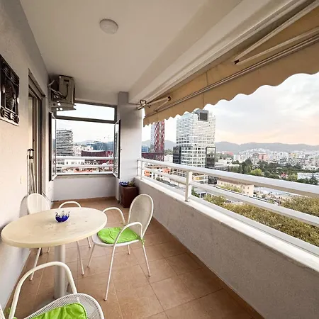 Cozy Near The Pyramid, Center * 地拉那