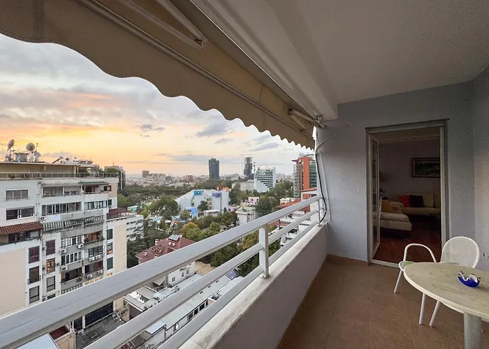 Apartment Cozy Near The Pyramid, Center *